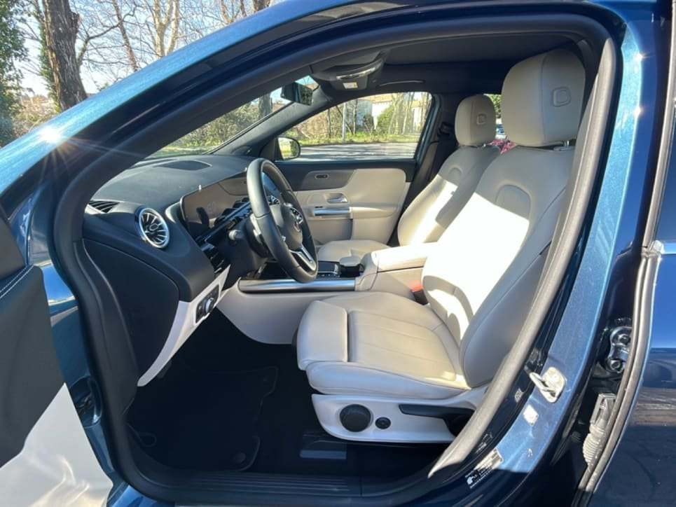 EQA 250 Sport Plus - Certified