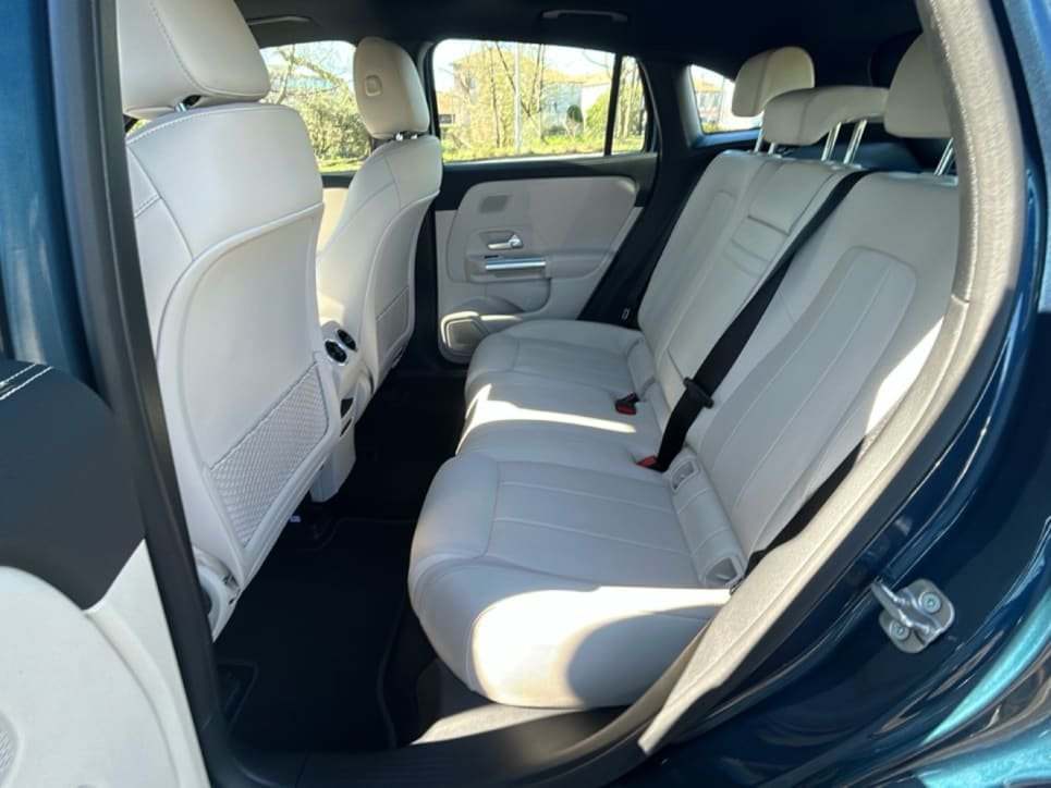 EQA 250 Sport Plus - Certified