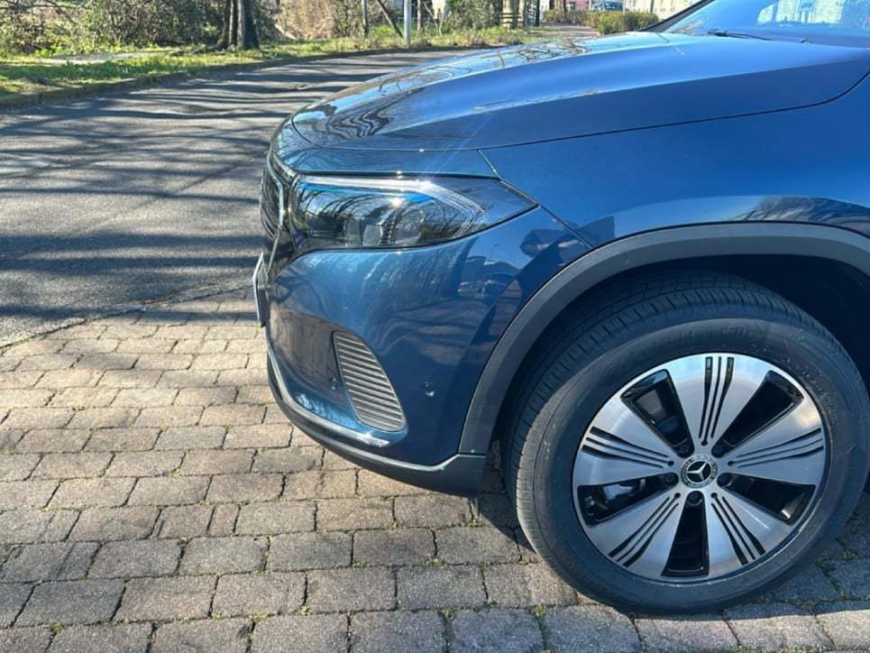 EQA 250 Sport Plus - Certified