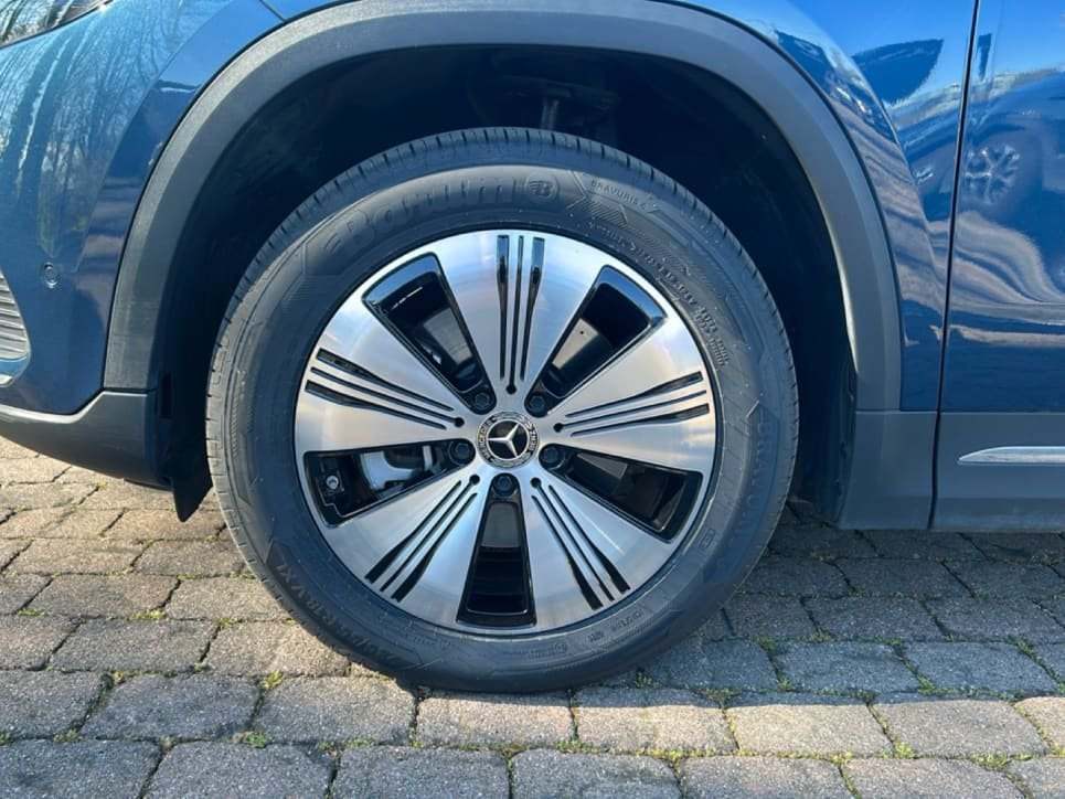 EQA 250 Sport Plus - Certified