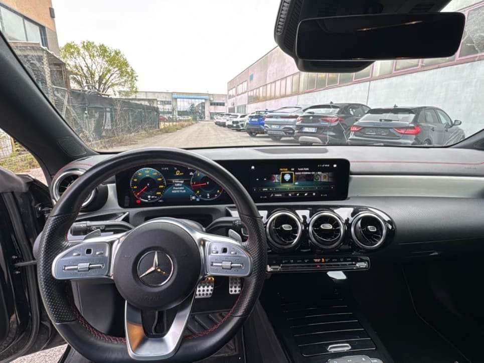 CLA Shooting Brake 200 d Premium auto - Certified