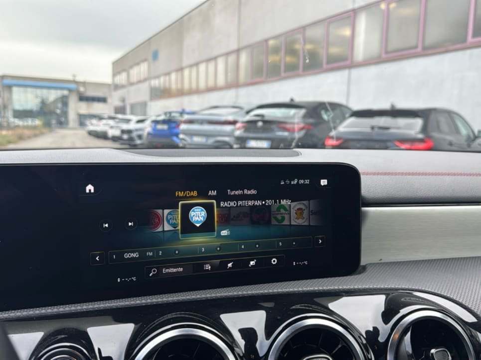 CLA Shooting Brake 200 d Premium auto - Certified