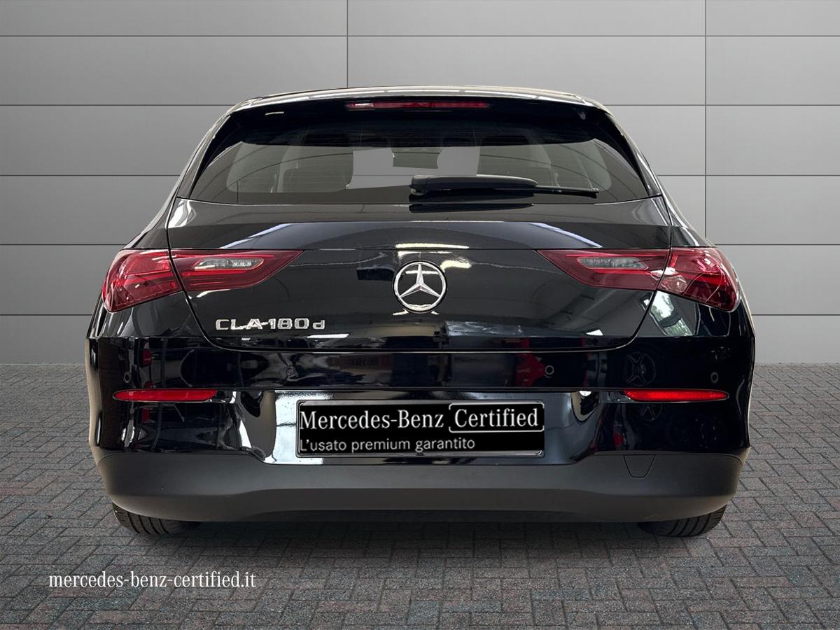 CLA Shooting Brake 180 d Advanced auto - Certified