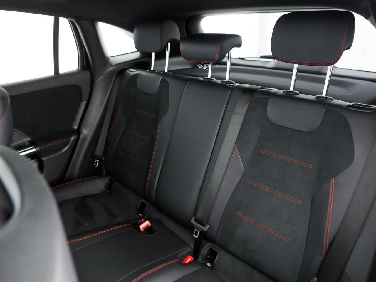 GLA 180 d Premium auto - Certified