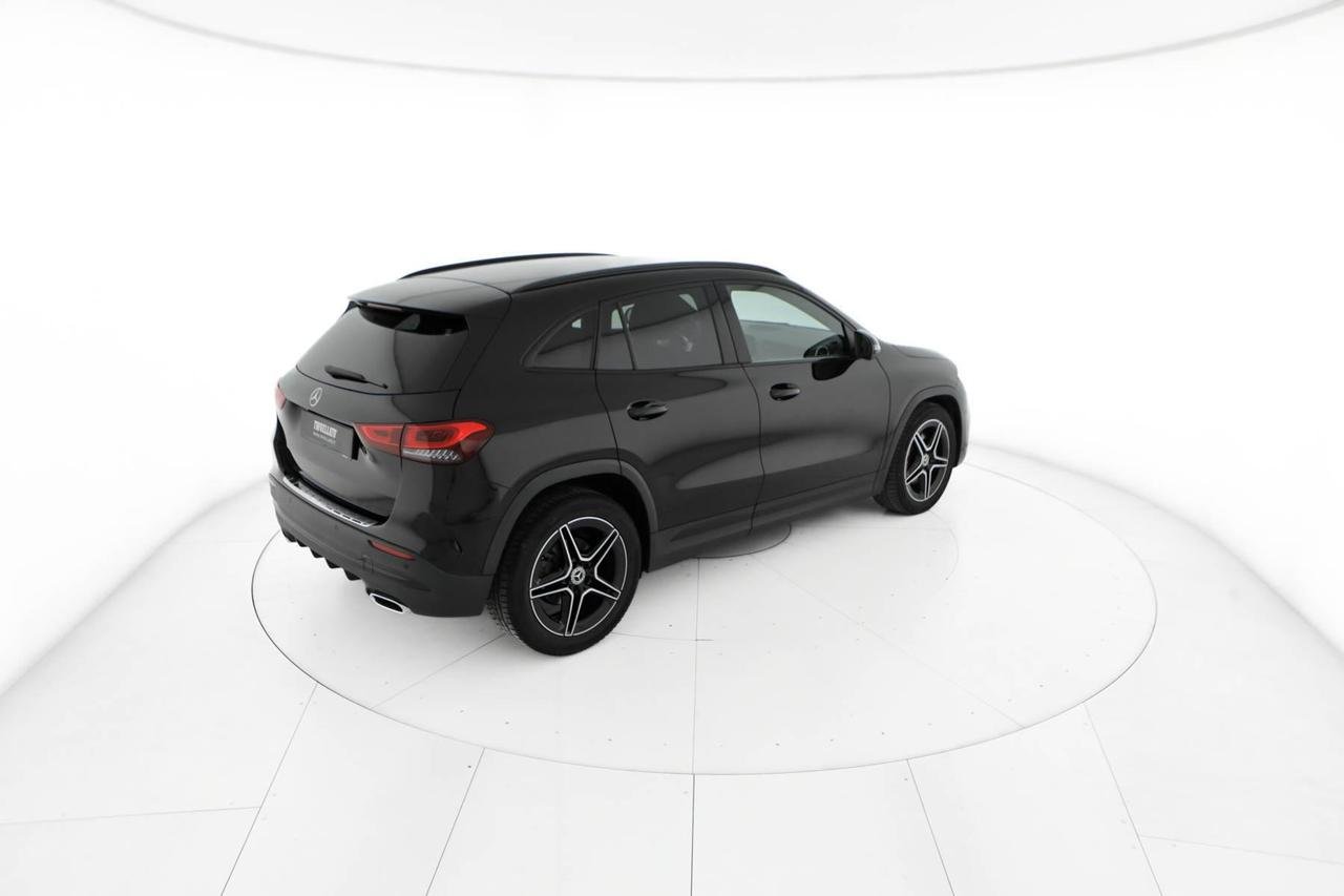 GLA 180 d Premium auto - Certified