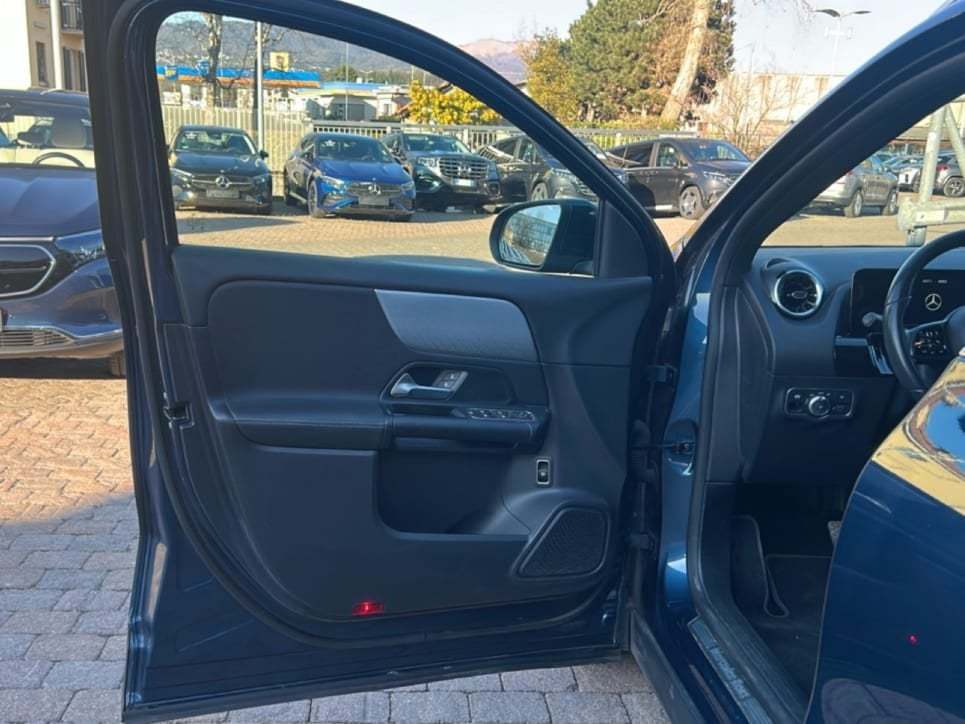 GLA 180 d Sport auto - Certified