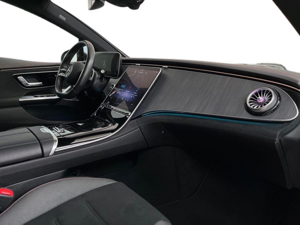 EQE 350 Premium Plus 4matic - Certified