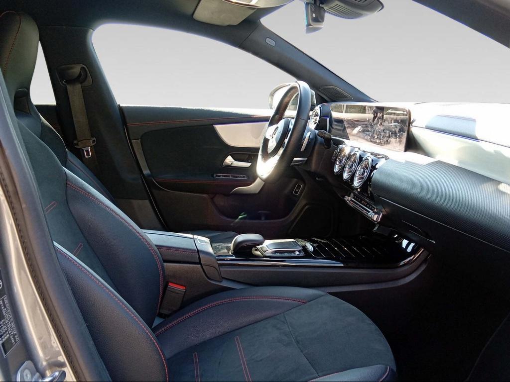 CLA Shooting Brake 200 d Premium auto - Certified