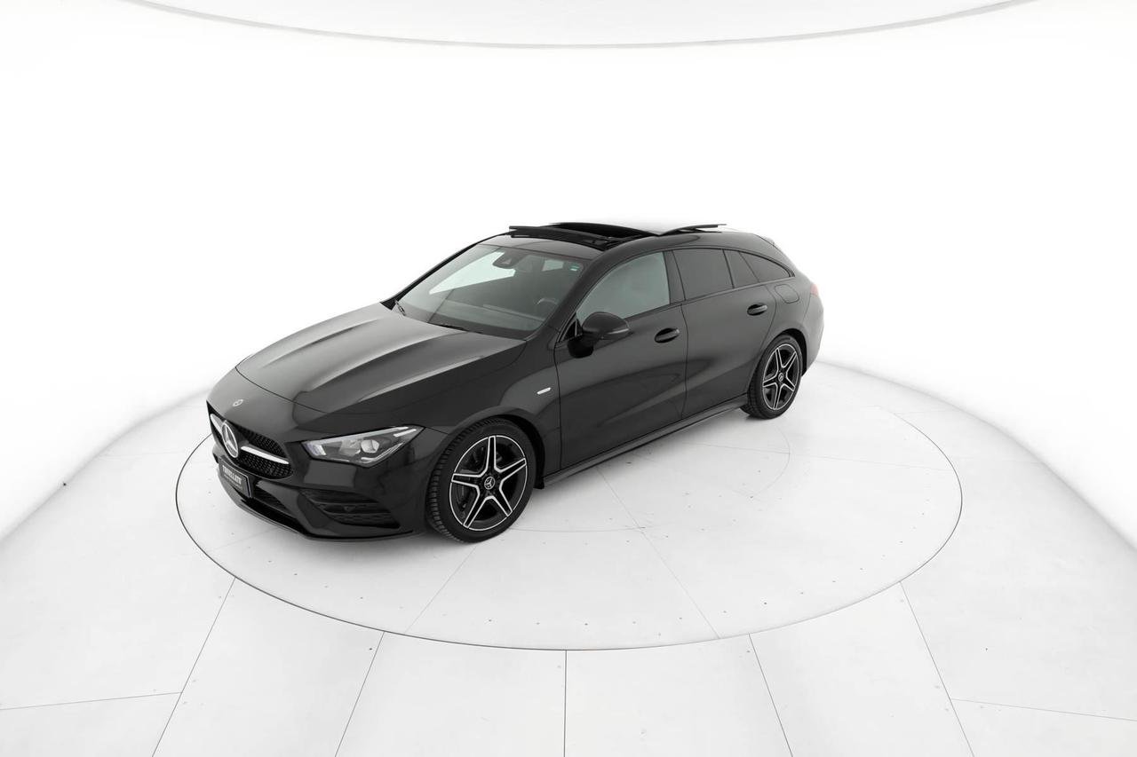 CLA Shooting Brake 200 d Night edition auto - Certified