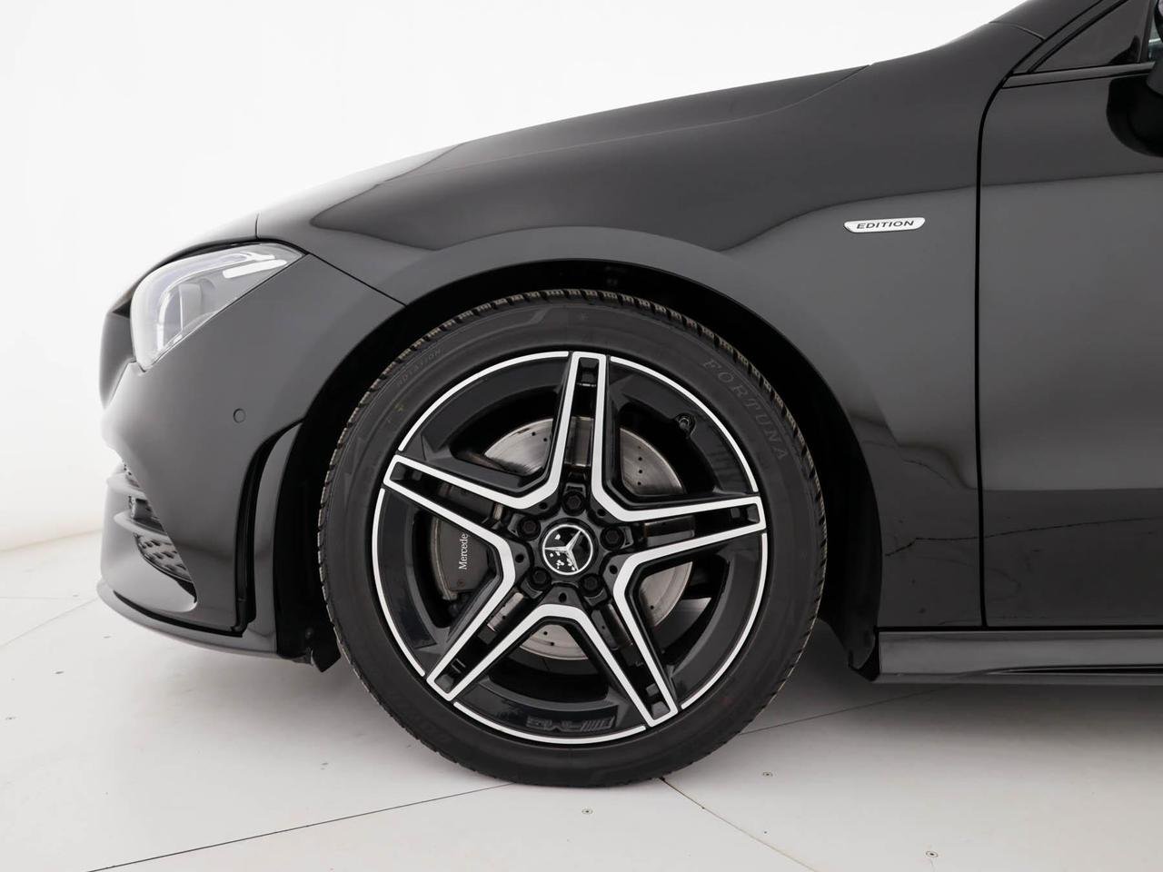 CLA Shooting Brake 200 d Night edition auto - Certified