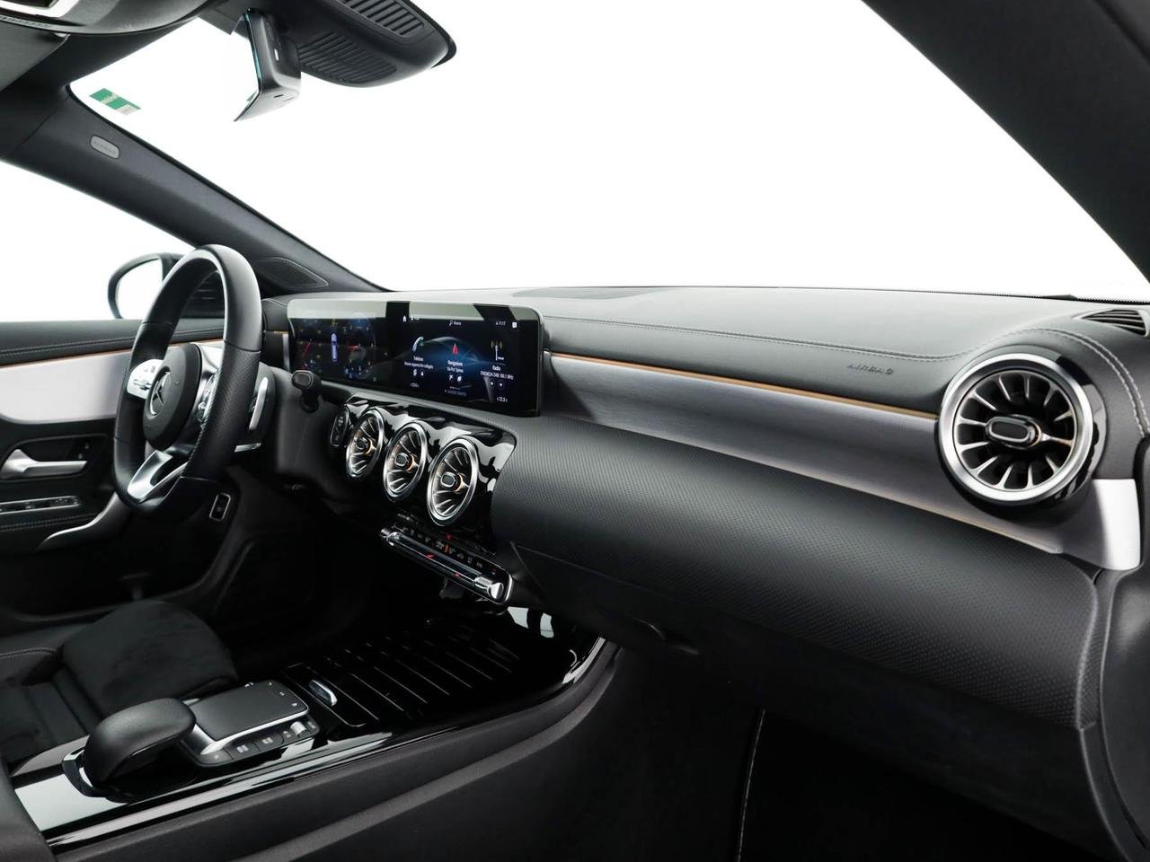 CLA Shooting Brake 200 d Night edition auto - Certified