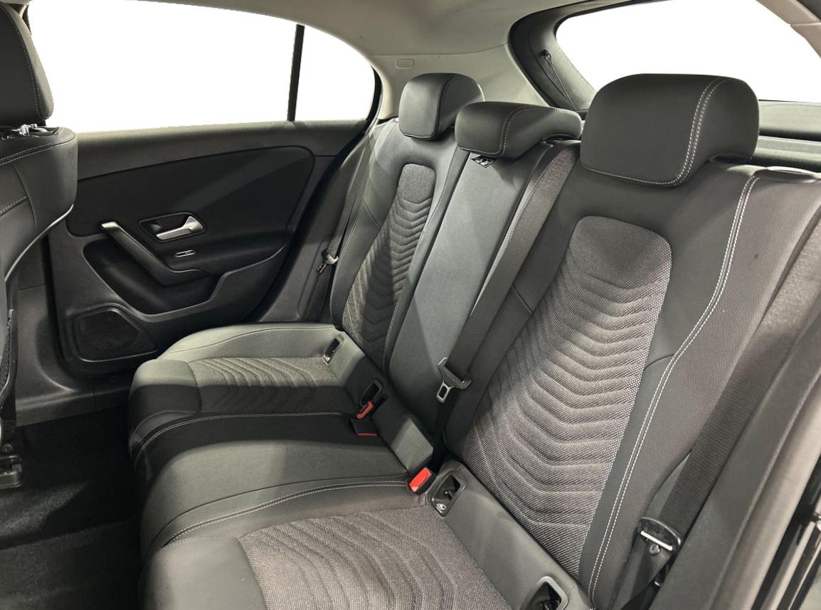 A 180 d Advanced auto - Certified