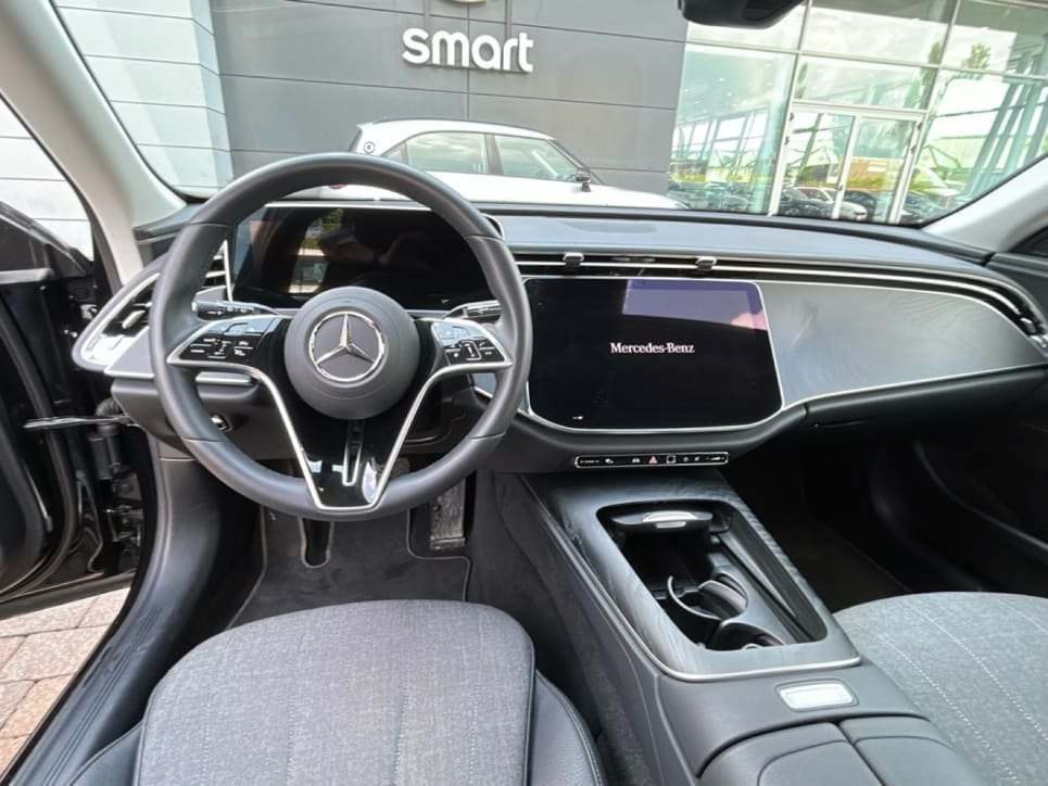 E SW 200 d Advanced auto - Certified