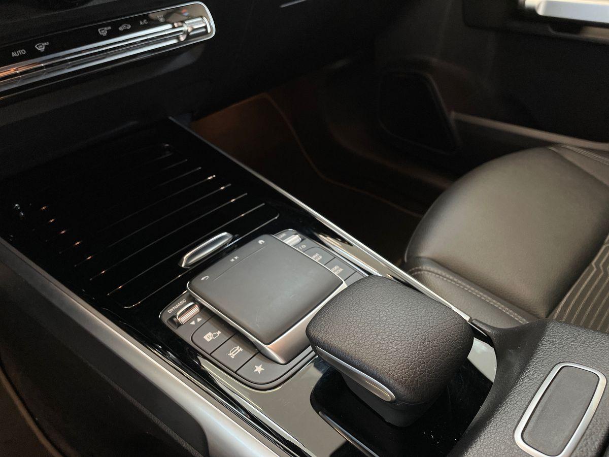 EQB 300 Sport Plus 4matic 7p.ti - Certified