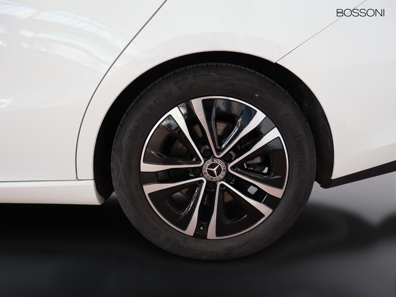 CLA Shooting Brake 180 d Advanced auto - Certified