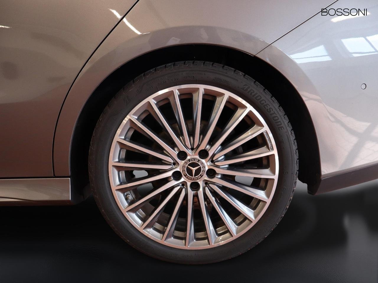 CLA Shooting Brake 200 d AMG Line Advanced Plus au - Certified