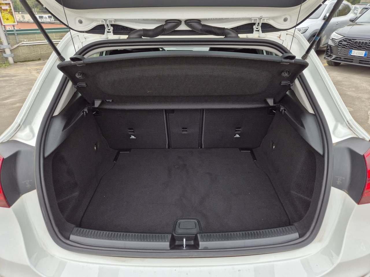 A 200 d Progressive Advanced auto - Certified