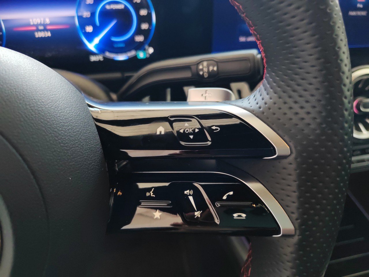 EQA 250+ AMG Line Advanced - Certified