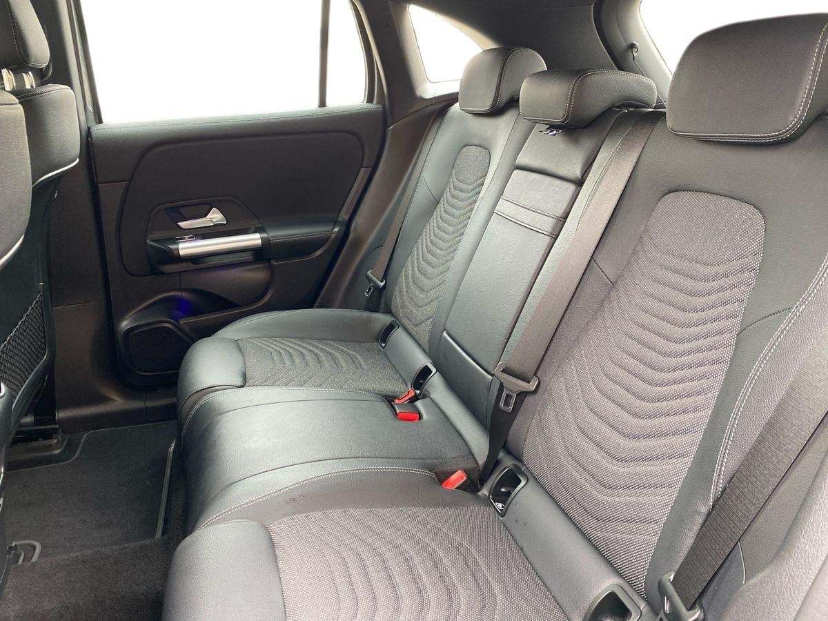 EQA 300 Progressive Advanced 4matic - Certified