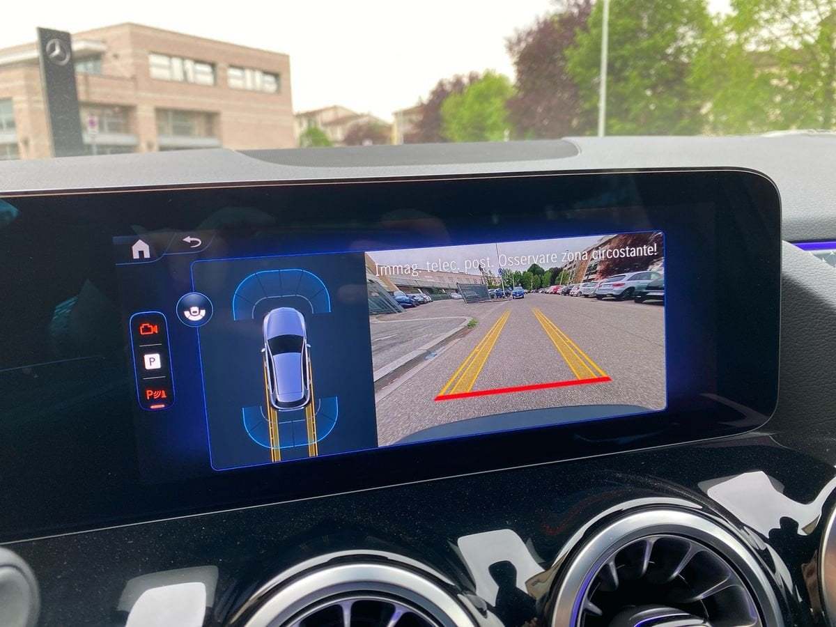 EQA 300 Progressive Advanced 4matic - Certified