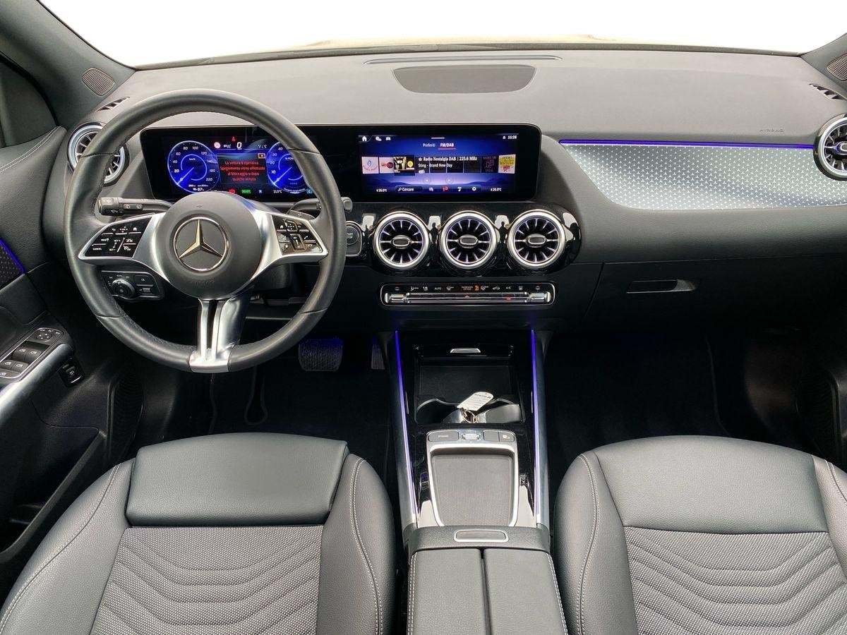 EQA 300 Progressive Advanced 4matic - Certified