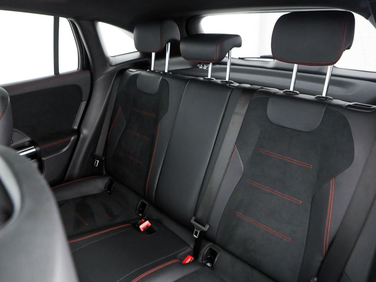 GLA 180 d Premium auto - Certified