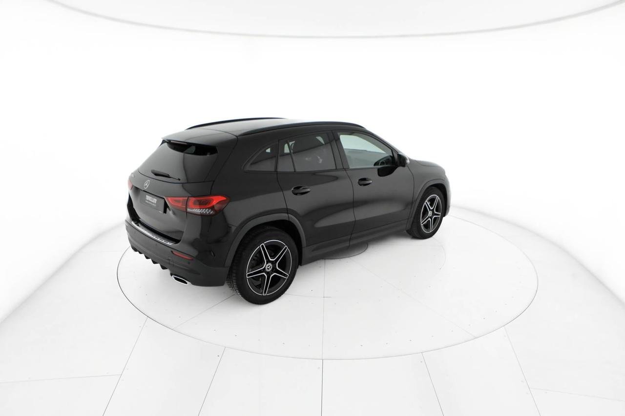 GLA 180 d Premium auto - Certified