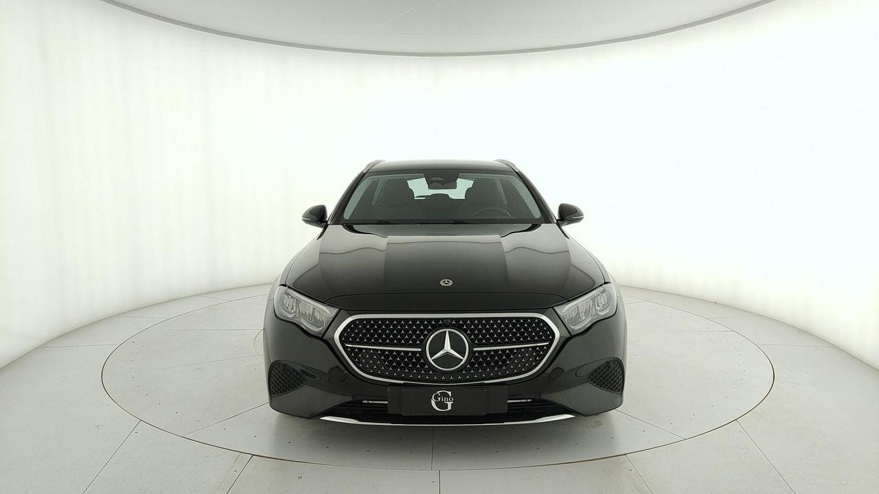 E SW 200 d Advanced auto - Certified