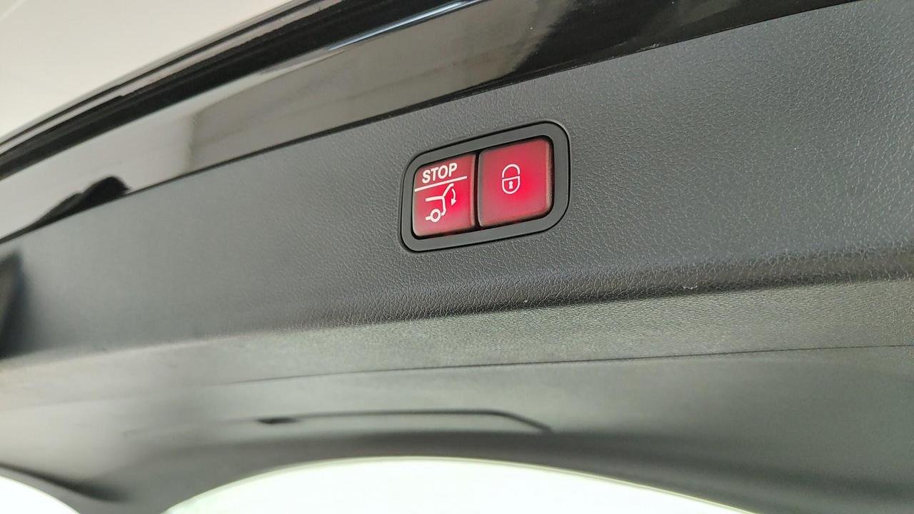 E SW 200 d Advanced auto - Certified