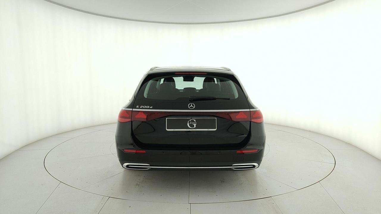 E SW 200 d Advanced auto - Certified