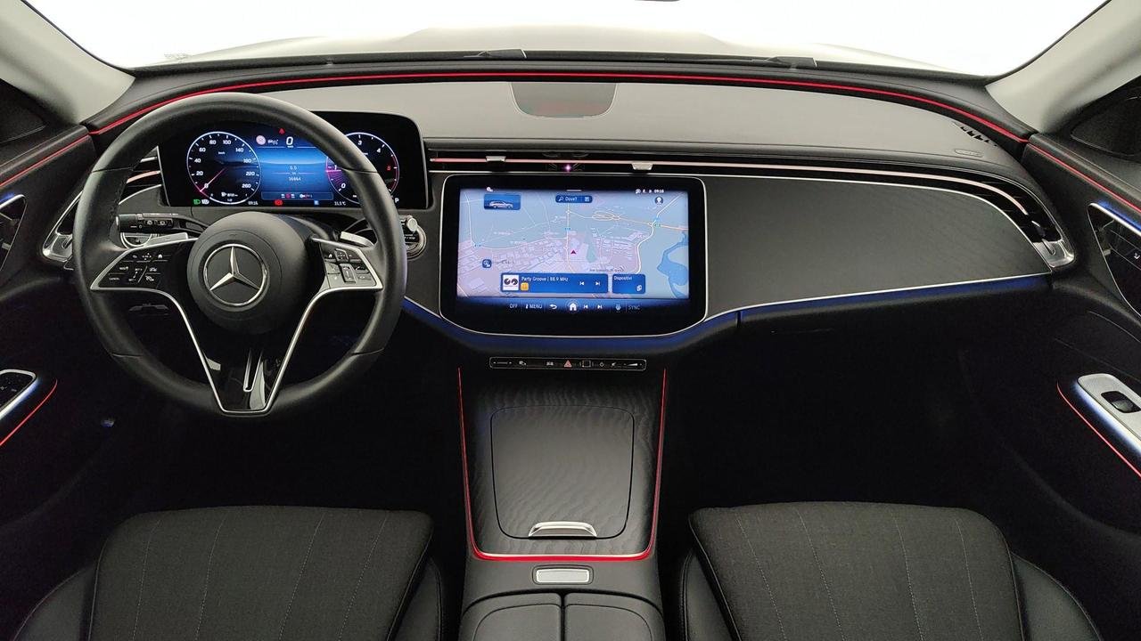 E SW 200 d Advanced auto - Certified