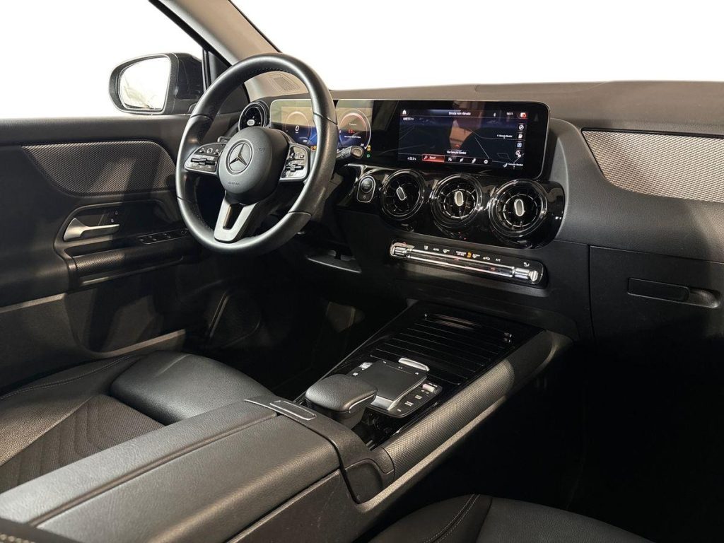 GLA 180 d Business Extra auto - Certified