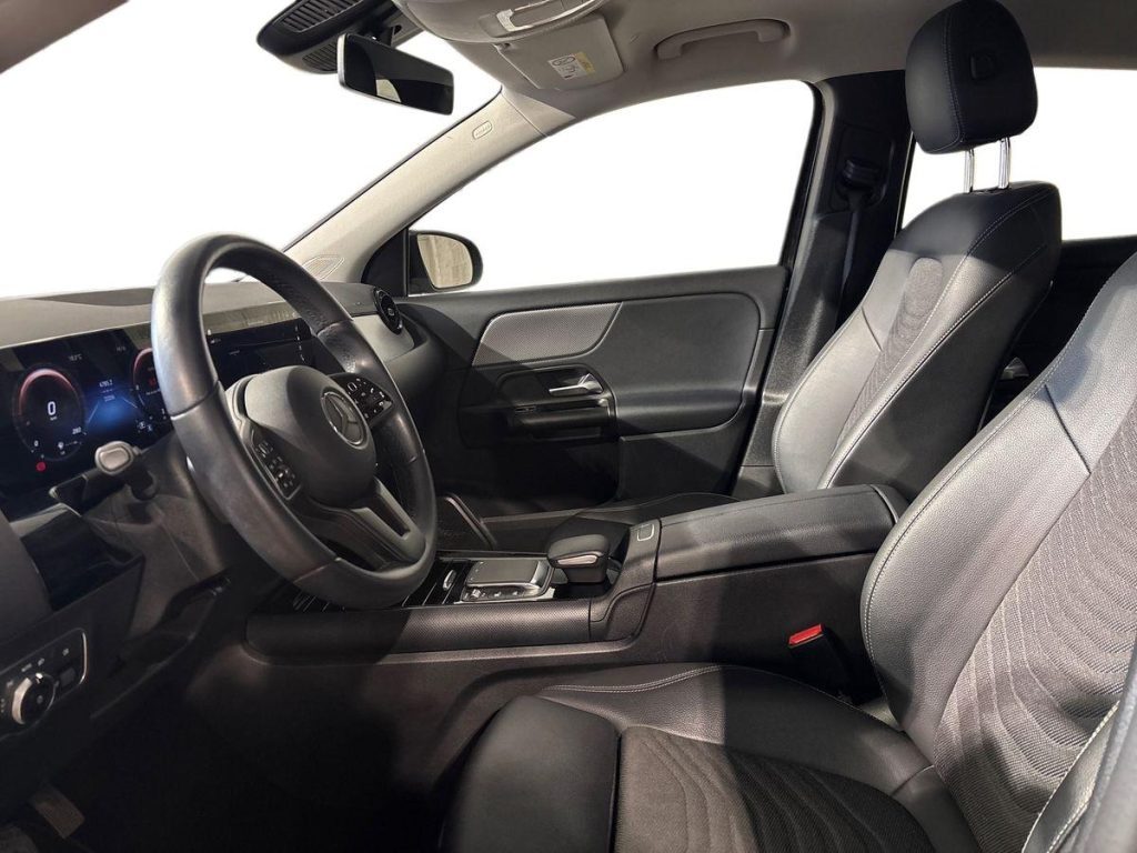 GLA 180 d Business Extra auto - Certified