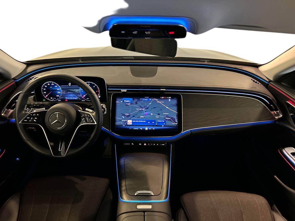 E SW 200 d Advanced auto - Certified