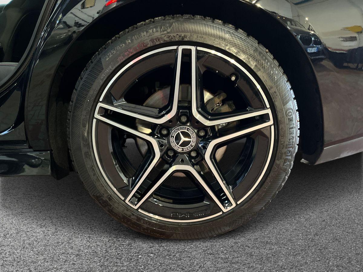 CLA Shooting Brake 200 d Premium auto - Certified