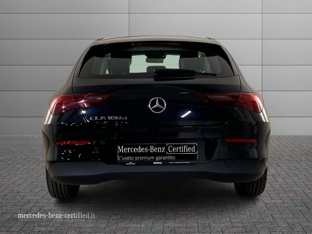 CLA Shooting Brake 180 d Advanced auto - Certified