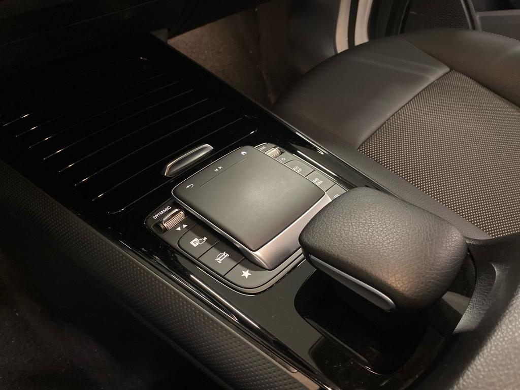 GLA 180 d Business Extra auto - Certified