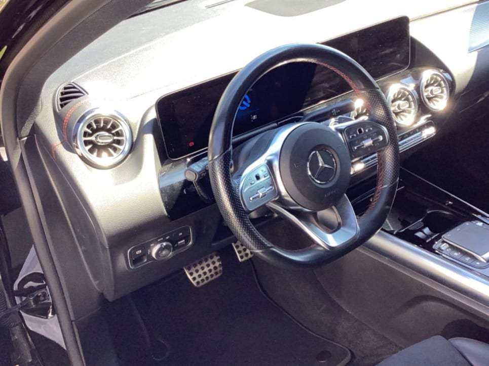 EQA 300 Premium 4matic - Certified