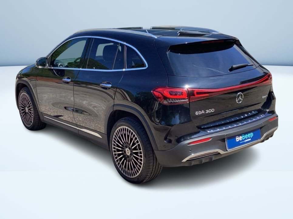 EQA 300 Premium 4matic - Certified