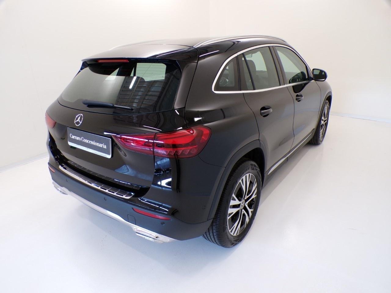 GLA 180 Progressive Advanced auto - Certified