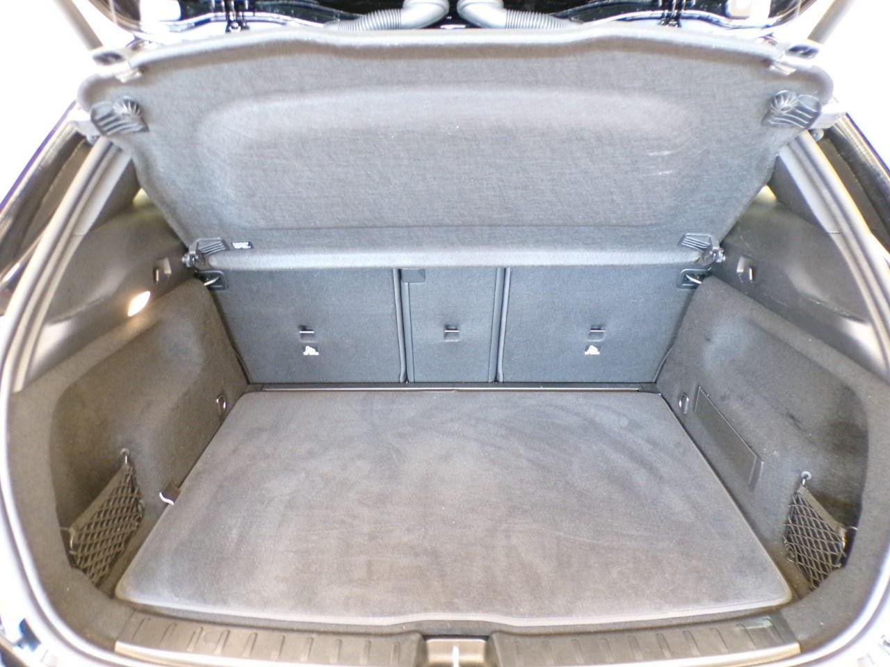 GLA 180 Progressive Advanced auto - Certified