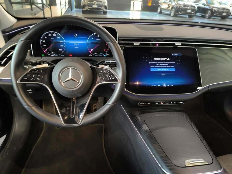 E SW 200 d Advanced auto - Certified