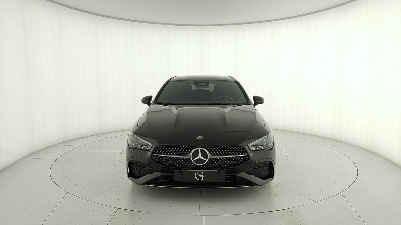 CLA Shooting Brake 200 d AMG Line Advanced Plus au - Certified
