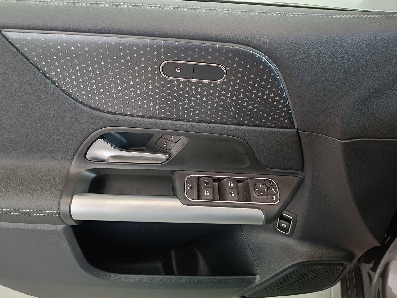 B 180 Progressive Advanced Plus auto - Certified