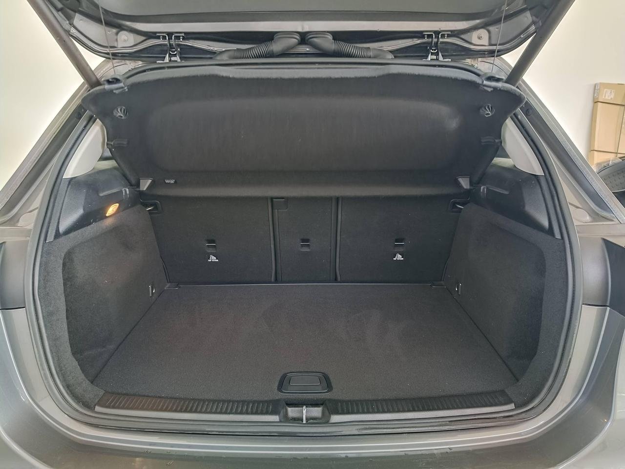 B 180 Progressive Advanced Plus auto - Certified