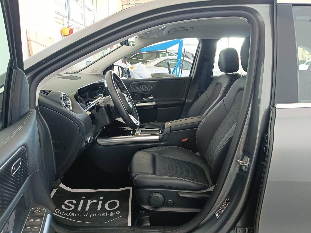 B 180 Progressive Advanced Plus auto - Certified