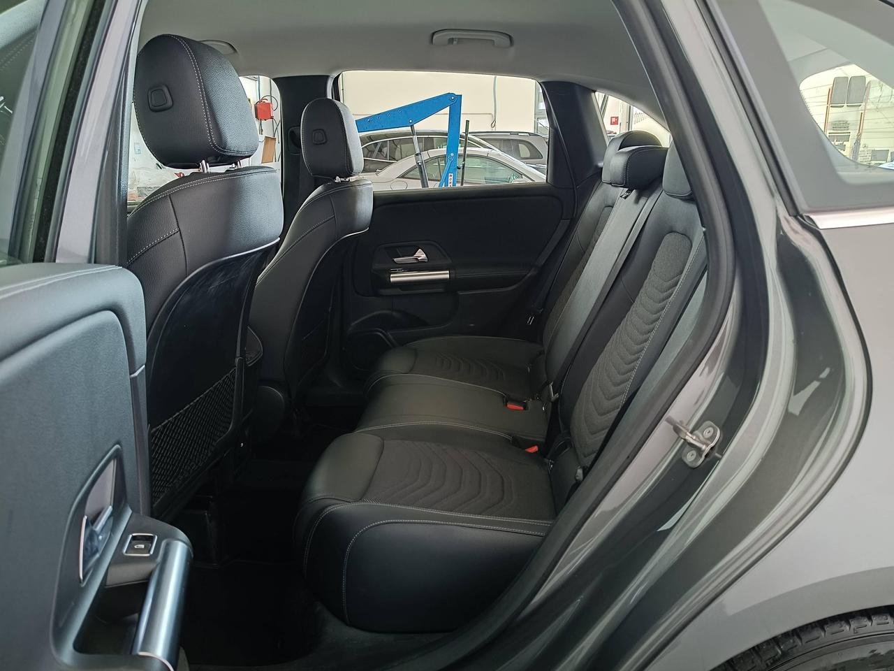 B 180 Progressive Advanced Plus auto - Certified