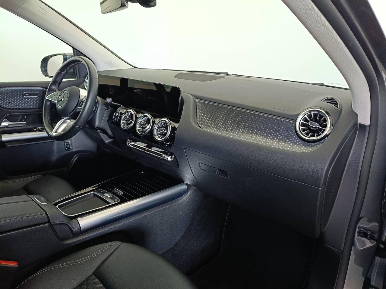 B 180 Progressive Advanced Plus auto - Certified