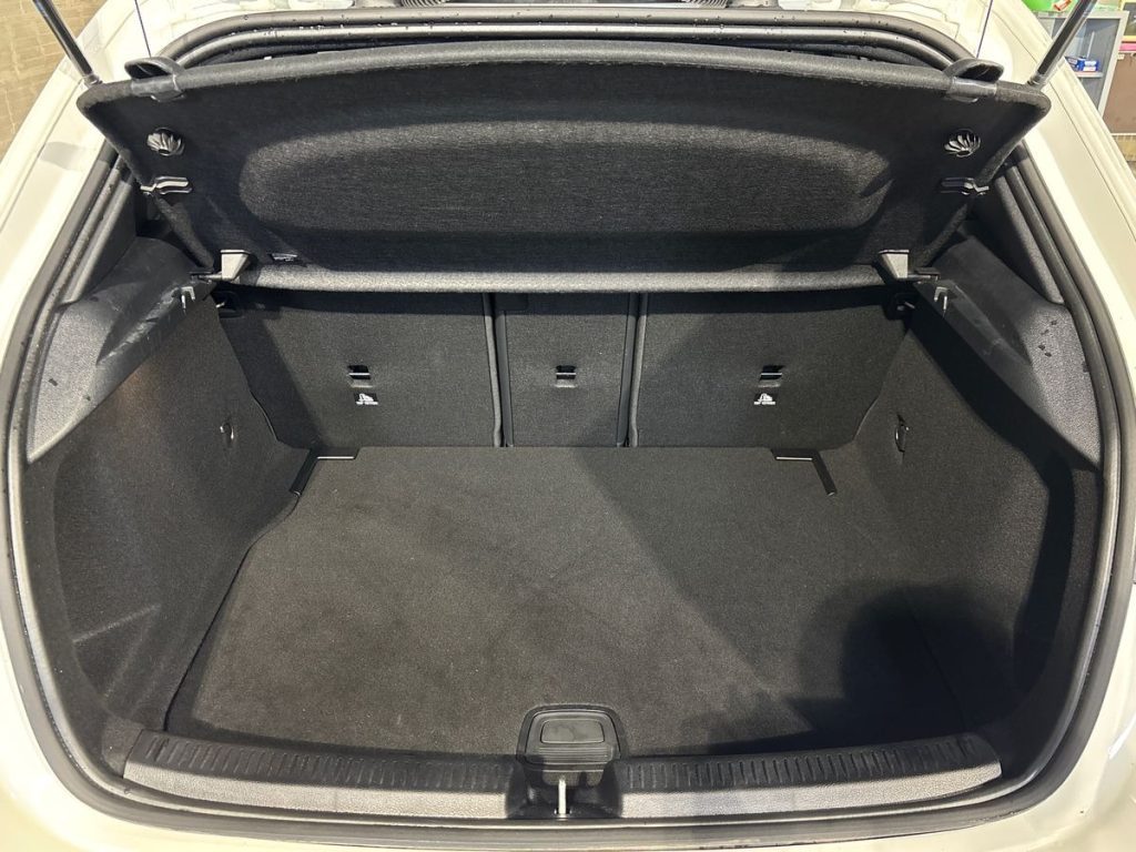 A 180 Progressive Advanced Plus auto - Certified