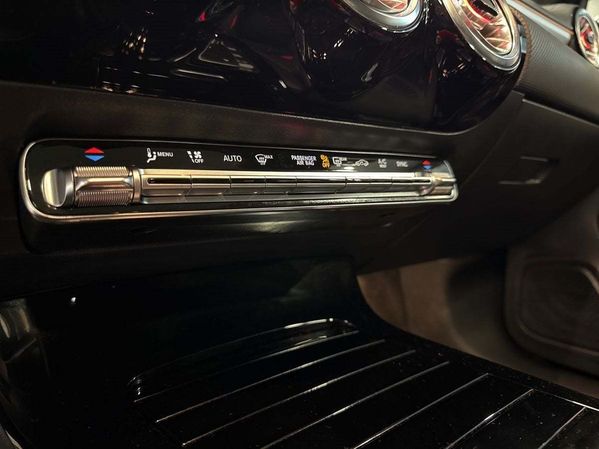 A 180 d Premium Night edition auto - Certified
